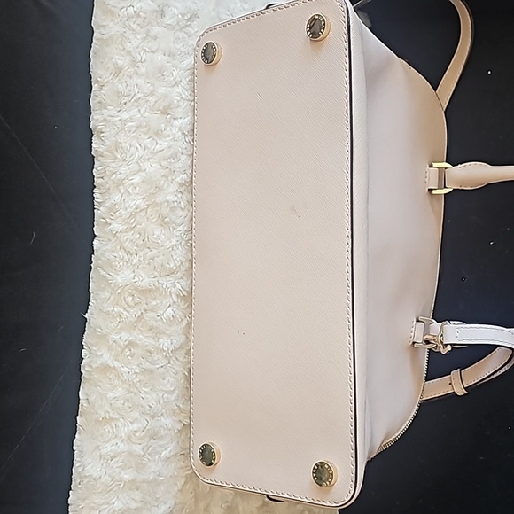 Michael Kors handbag - Picture 2 of 5